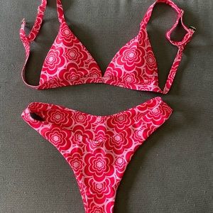 Pink shein bikini!